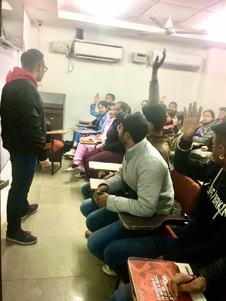 TouchstoneEdu's tweet image. Representatives from CodeCore College came to @TouchstoneEdu, Nawanshahr for the on-spot admission guidance seminar.
It was an enlightening session for the students who want to study in Canada.
THANK YOU FOR MAKING THIS EVENT A HUGE SUCCESS!
#CodeCore #Seminar #Touchstone
