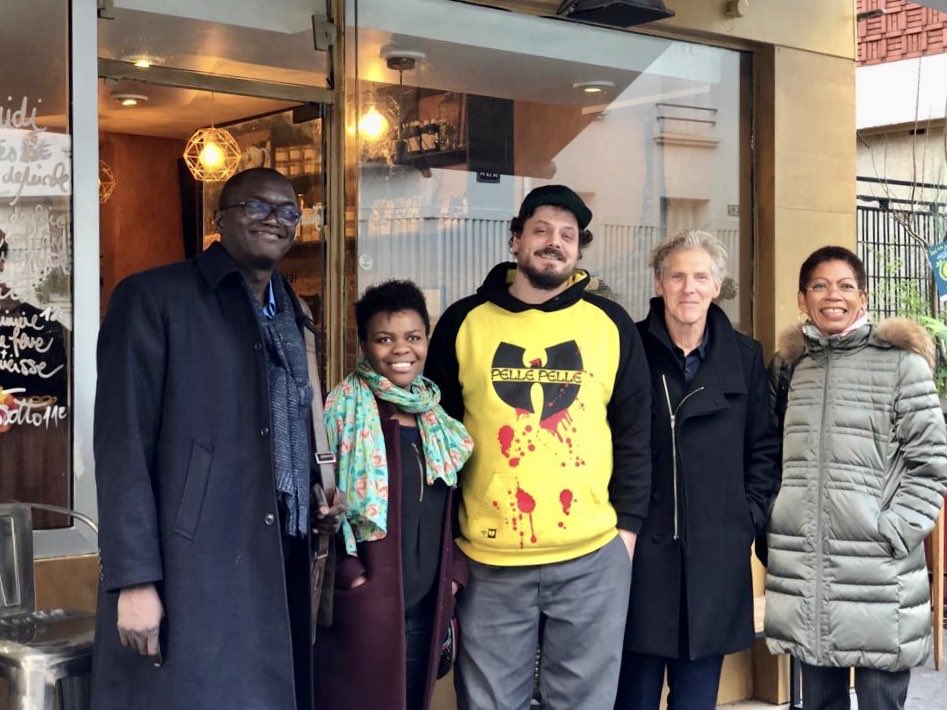 Pau_Langevin's tweet photo. J’affirme mon #soutien à @EricPliez. Cette #candidature est celle du vive ensemble. Je suis plus que jamais aux côtés de @Paris20encommun pour contribuer à ces #municipales2020 pour que tout un chacun puisse bien vivre à #Paris20, un arr. qui doit s’adapter aux besoins sociaux. https://t.co/jzDJb5i7yz