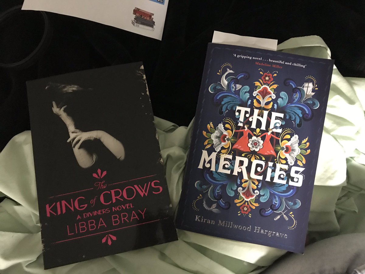 SianaBananaRead's tweet image. today is a good day 💖💙