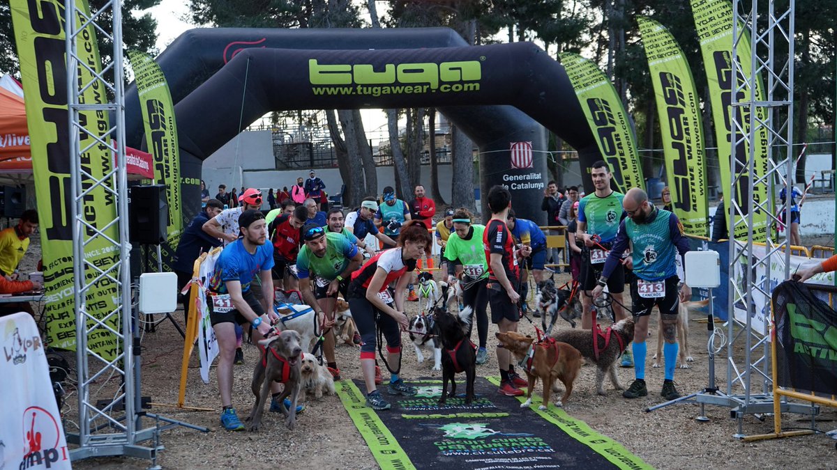 El passat diumenge la <a href="/uectortosa/">@UECTortosa</a> va donar el tret de sortida al #circuitebre i #circuitexpresebre . També va tenir lloc la 3r prova del #canicrosebre
En breu, classificacions al web.
Enhorabona a tots i totes!
Propera parada: <a href="/CursaBiberons/">Cursa dels Biberons</a>
📸 <a href="/mauroortiz59/">MAURO ORTIZ</a> #0ResidusCircuitEbre