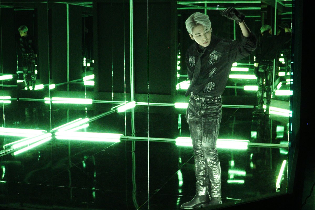 無限大(INFINITY)』MV Behind Photo Debut Single『PROTOSTAR