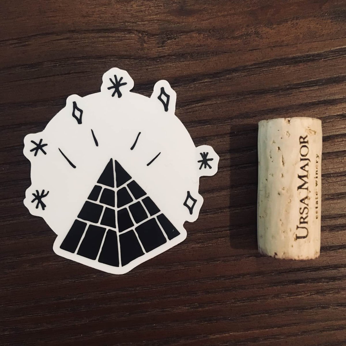 DarkArtifacts's tweet photo. Collaboration 🙏🌑💀 Check out The Necropolis series. Fresh release from #bestrange https://t.co/OWMTbqCbeM @The_StrangeShop 👈🔮 Inspired by the underworld of Giza and ancient knowledge left hidden beneath the sands.. 🌴✨
#streetwear #collaboration @strangepodcasts https://t.co/cSah7flM7d
