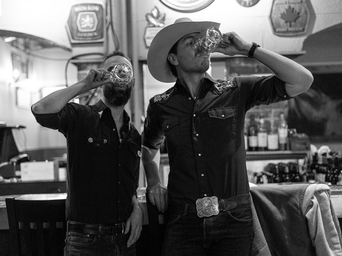 Country_Podcast's tweet photo. Bottoms up to 2019! New episode up now, with Andrew and Sean’s best of (and worst of) 2019. Better late than never, right!? #country #countrymusic #countrycountrymusic #podcast https://t.co/8ZPrfTkWyS