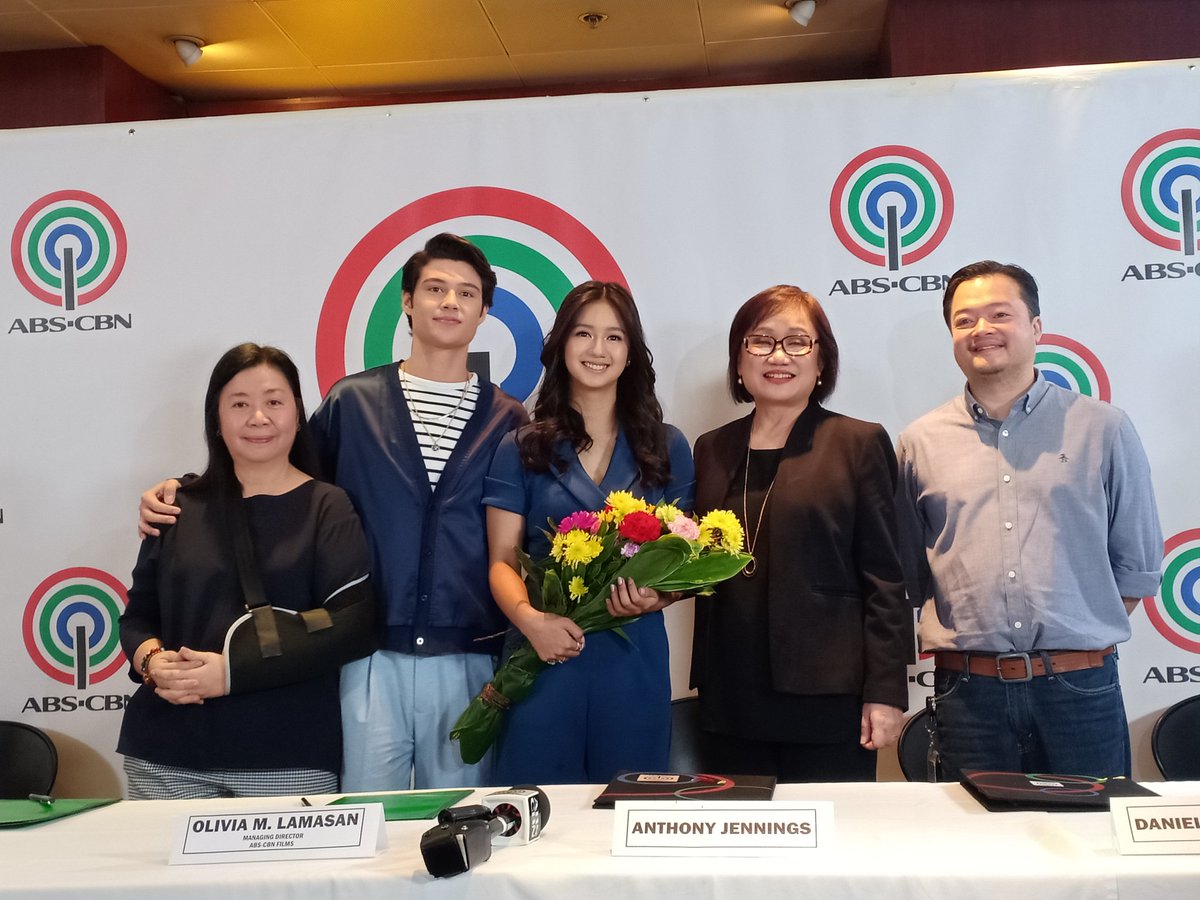 mjararacap's tweet photo. Congrats @kaori_oinuma @iamrhysmiguel ❤️✨ Your Star Hunt Family is proud of u https://t.co/9tUc38aqoR
