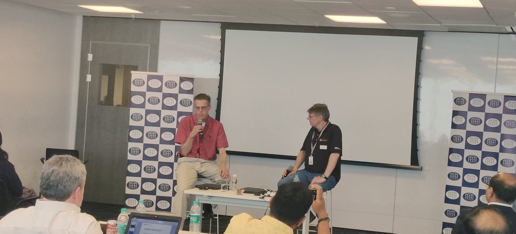 prabhatv1's tweet photo. Why is LCM important.. Benefits of PUM.. A very educative and deep discussion with PeopleSoft Snr Director Tim Durant along with ever @grahamsmith_101.. #LCM #Oraclepeoplesoft #PeoplesoftSIGIndia https://t.co/v8o2cvyea4