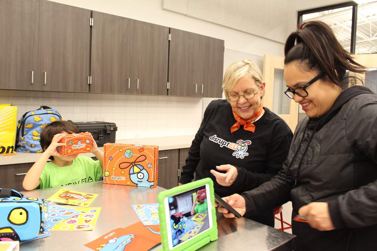 MenchacaPTA's tweet photo. Thank you to everyone that came out to our STEM Family Night last week. ⚙️🧮👩‍💻👩🏾‍💻👨‍🔬👨🏾‍🔬🔬🧬🧫🧪

And a special shout-out to to all of the teachers, staff, speakers, and sponsors that made the event possible. 

@AustinISD
@UTAustin @AkinsAISD @disrupted_x  @aplusfcu
#STEM #AISDProud https://t.co/CnLiK90ImZ