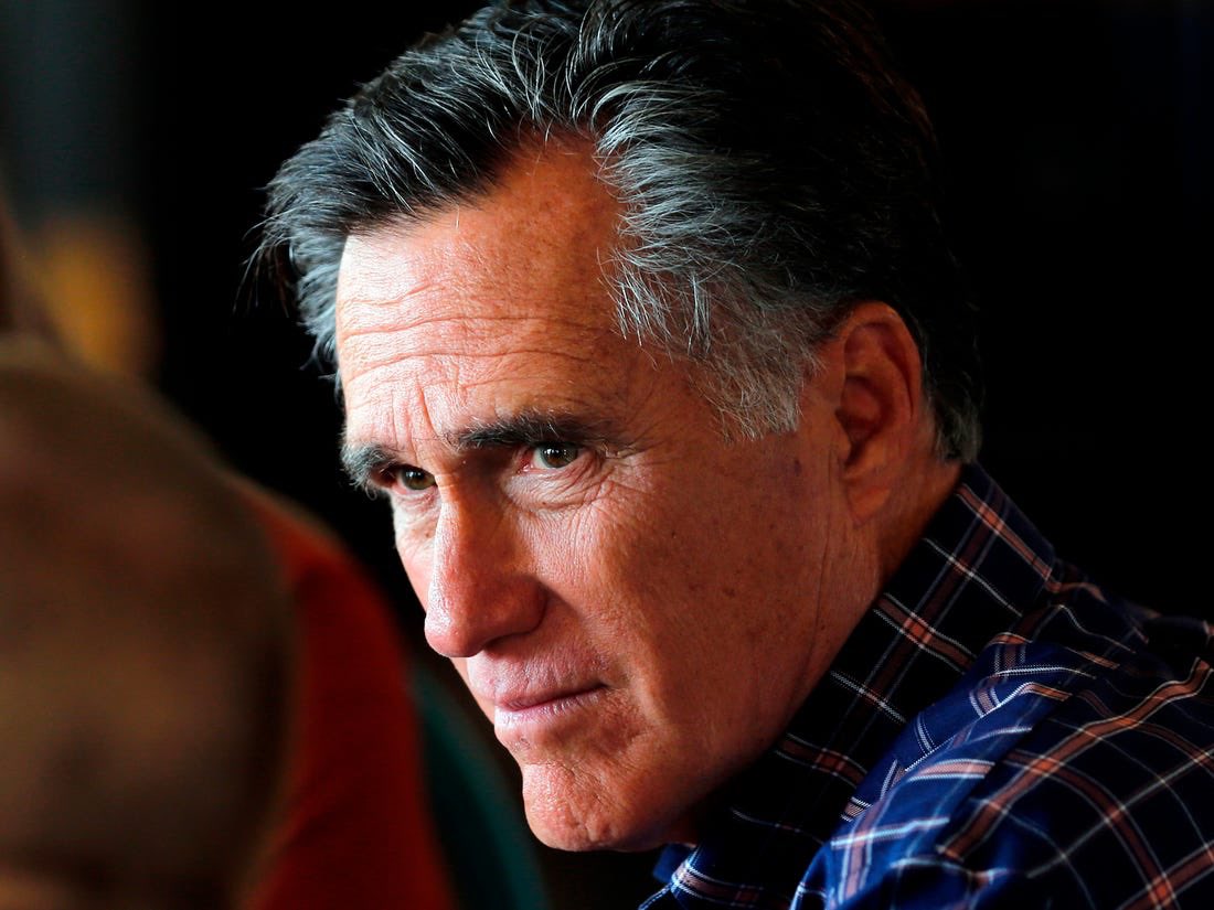 YahyaJohn's tweet image. Click the ❤️ and retweet if you appreciate what @SenatorRomney did for our country today. #Courage 🇺🇸