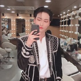 ⌗  :: day 36.hi seonghwa! thank you for posting again today. you really made my day again :( i hope you’re doing amazing, handsome boy. i love you a whole lot ☆