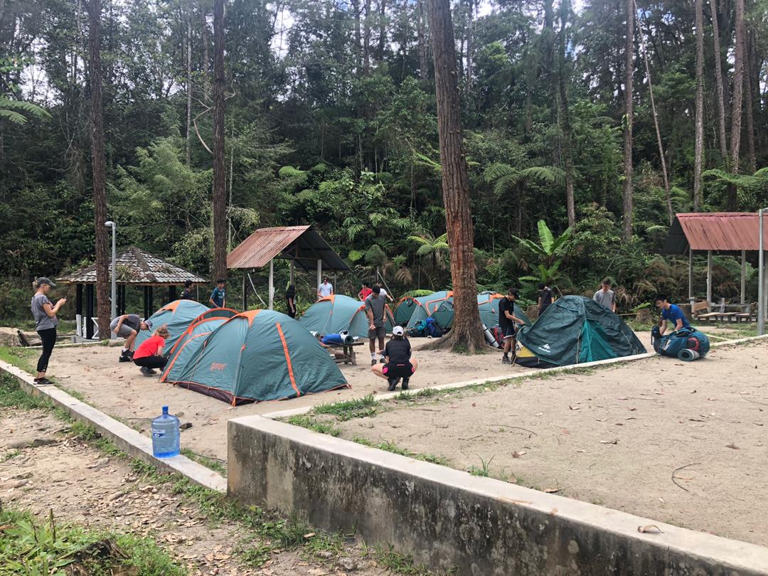 BSKL_IA's tweet photo. Our IA Silver students have completed their first day of trekking and have arrived at their campsite for the night. Well done everyone! https://t.co/KT6y2se2CO