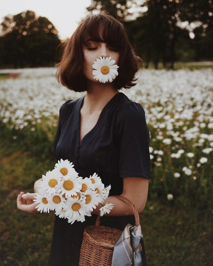 🌻ทานตะวัน🌻 ที่เป็นดอกไม้อะ 🤔 tweet media