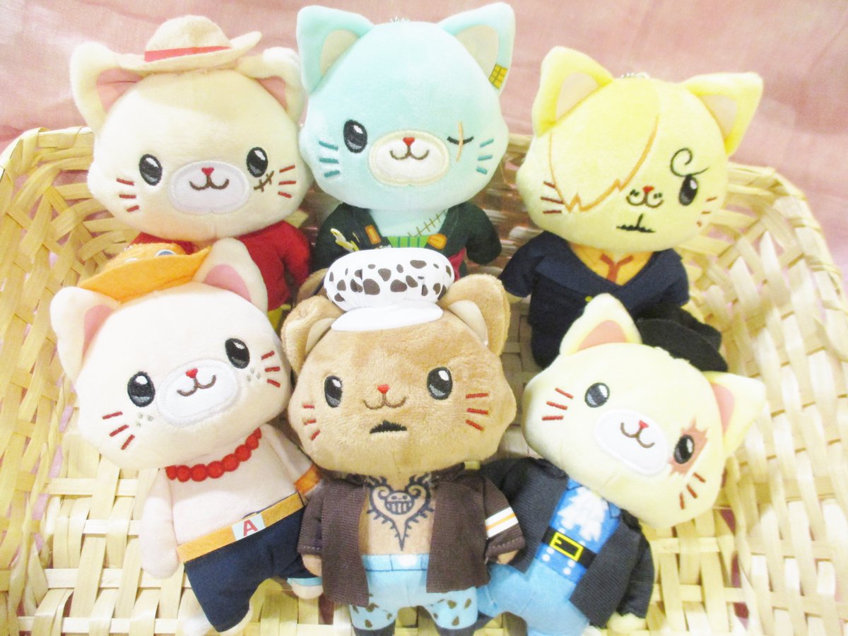 ট ইট র One Piece 麦わらストアあべの店 オススメ商品 ぬいぐるみキーホルダー Withcat ルフィ ゾロ サンジ エース サボ ロー 各2 000円 税 好評発売中 麦わらストア Onepiece