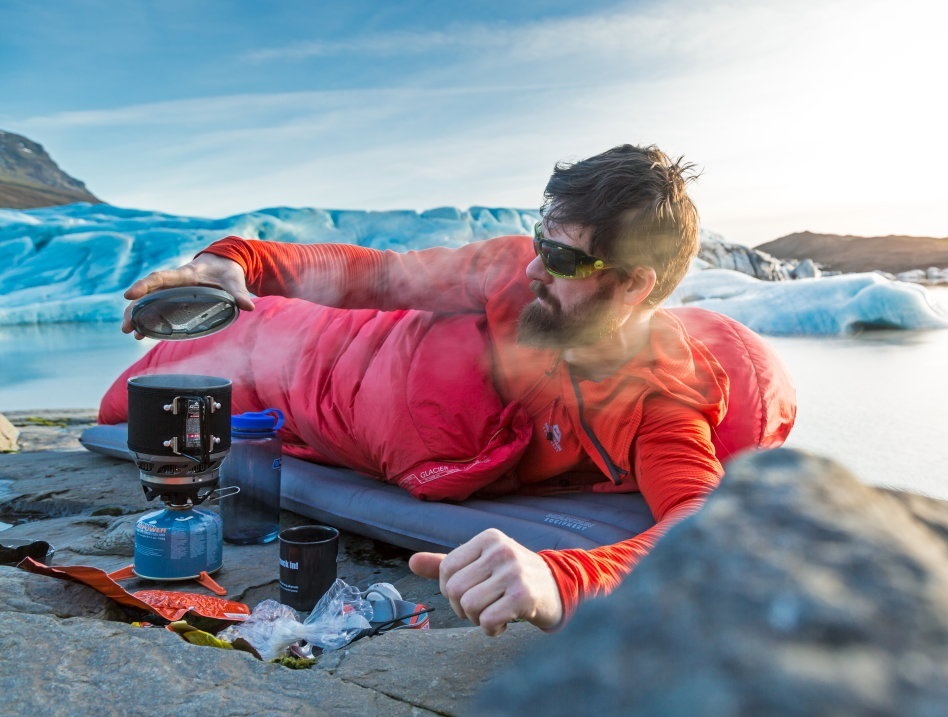 665mk11's tweet image. Как выбрать спальный мешок!
Советы от Мэтью Фуллера из компании Mountain Equipment 
Рассматривая материалы, конструкцию, технологии и многие другие переменные, от которых напрямую зависит сохранение вашего тепла в спальном мешке. ДАЛЕЕ; stabtur.ru/kak-vybrat-spa…