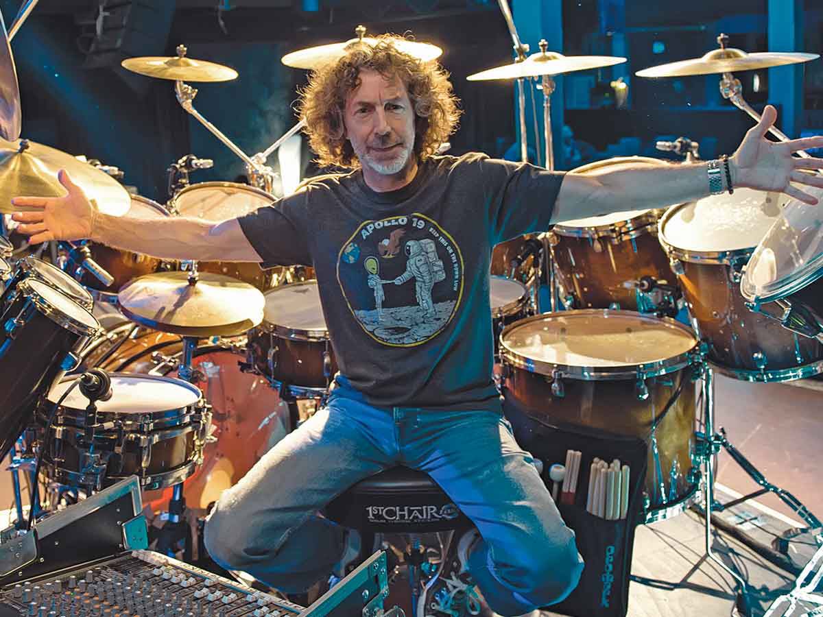 Happy birthday to the legendary genius, Mr. Simon Phillips!    