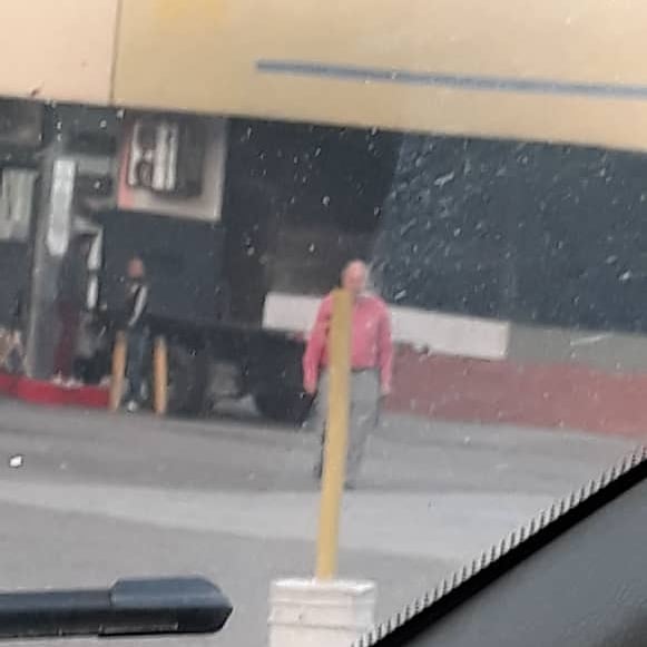 jormarjco23's tweet photo. @JuntosXTachira  este camión tiene más de 1 hora en la bomba de Las Vegas surtiendo y la góndola y@ descargo y no han marcado https://t.co/otQKE21yHh