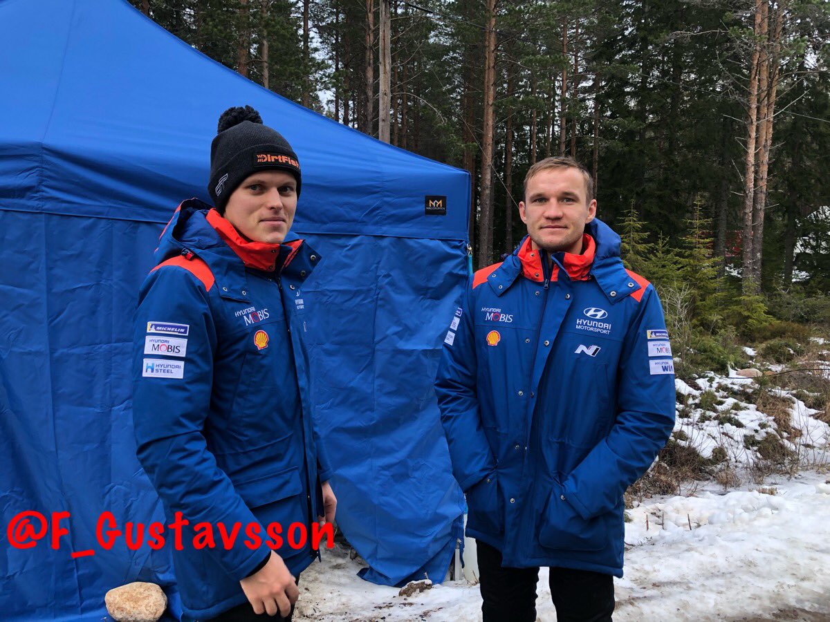 F_Gustavsson's tweet image. Lunch break for @OttTanak and Martin 🍽 @HMSGOfficial #testdays #RallySweden #WRC