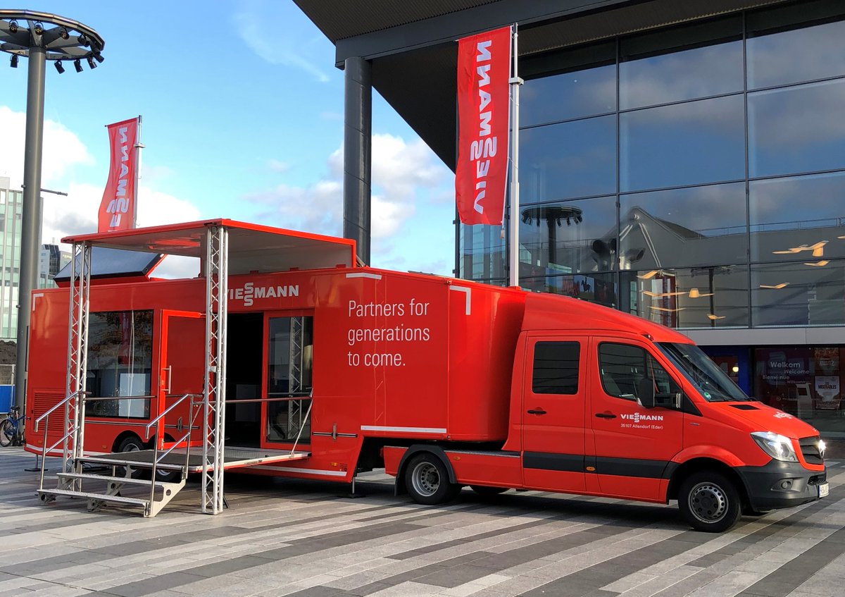 We staan vandaag en morgen tijdens de <a href="/VSKbeurs/">VSKbeurs</a> ook nog met de promotrailer voor de Jaarbeurs! Kom langs en maak kennis met de Viessmann producten. #ViessmannNL #VSK2020