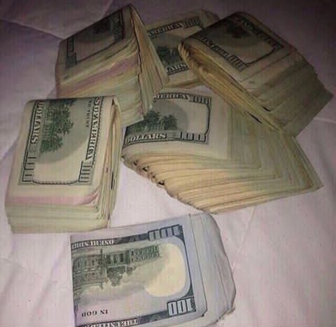 williamwi17's tweet photo. Who has Cashapp . PayPal and is in need of $2,200? First 50 likes will get $2,200 sent to there cash app  I’m feeling blessed step1: Like, Retweet and Follow Me. 
Dm me on WhatsApp +14232123116 https://t.co/mO0gJIeqAi