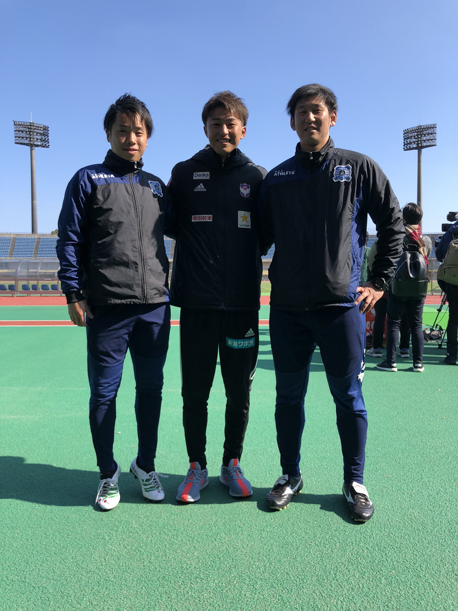 松田 太智 高知キャンプ8日目 恒例のアルビレックス新潟戦でした アルビ戦はいつも 懐かしの人達と再会できて楽しみな試合です カテゴリーは違いますが アルビに負けないように頑張りたいと思います ありがとうございました 本間至恩 池澤波空