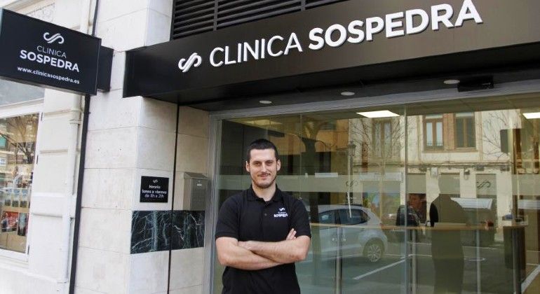 elEconomistaCV's tweet photo. 🏀El fisioterapeuta de Marc Gasol y la 'ÑBA' abre clínica en Valencia https://t.co/jgLwEwNeFG https://t.co/WknQL0nYQb