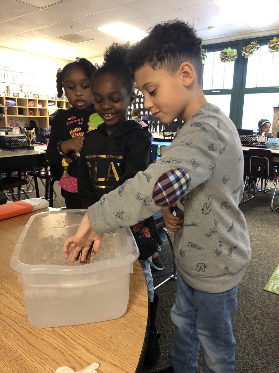 We learned how to record facts based on appropriate categories, and use those facts to create informative stories. We did a super fun science experiment that made a connection between polar bear’s blubber and their habitat! ❄️