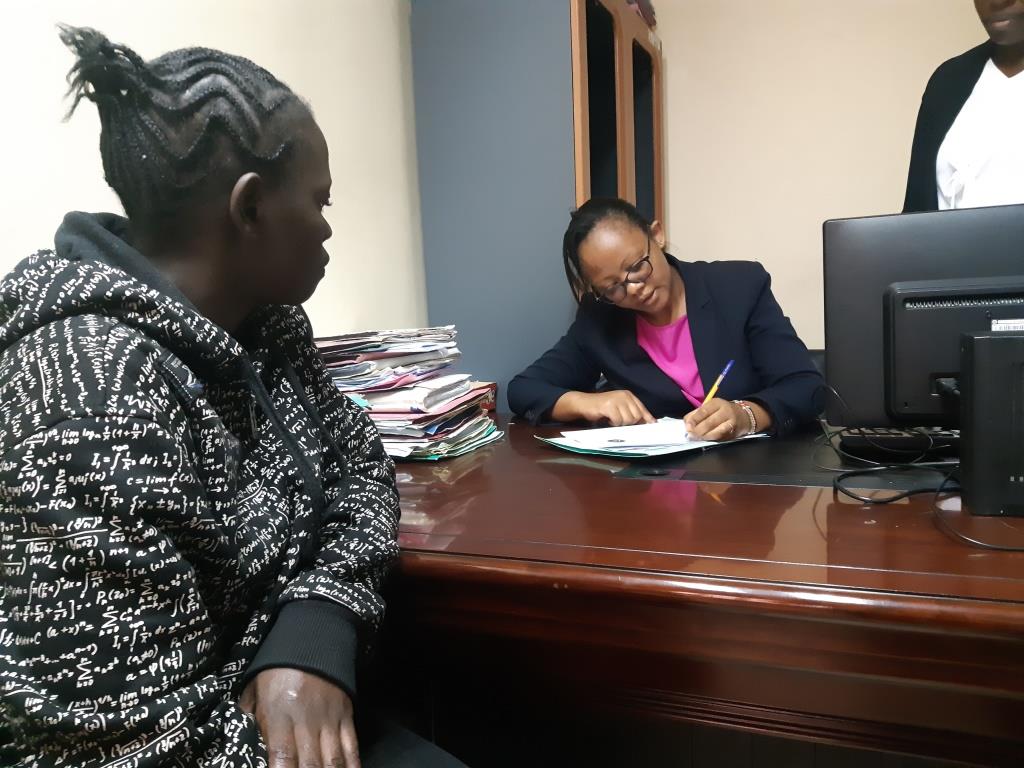 ODPP_KE's tweet image. ODPP continues to implement the Diversion Policy aimed at decongesting prisons &amp;amp; giving a second chance to offenders whose cases qualify for diversion. ODPP signed a Diversion Agreement in a child neglect case. #DiversionPolicy_ODPP