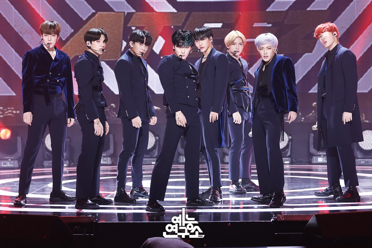 MBC_entertain's tweet photo. 이번 주 콘서트 떠올리며 나의 하루를 보내는 게❤️
좋은 ㅎㅎ 에이티니들 막방 현포 보러 와요🥰

📷☞https://t.co/y612WVDsdZ

200201 #쇼음악중심 #음중 #에이티즈 #ATEEZ #Answer @ATEEZofficial https://t.co/YGIm4cWqP5