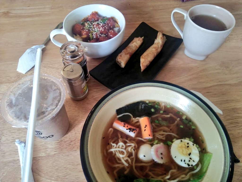 Akhirnyaaa <a href="/BINGSOOMLG/">bingsoomlg</a> . gratis pisang caramel pula 😂