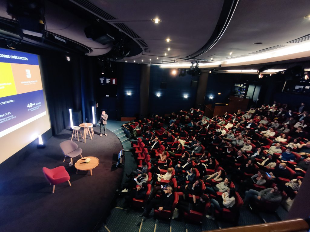 tf1pub's tweet photo. La révolution convergente est en marche et le marché publicitaire est au rendez-vous pour le lancement par #TF1PUB de #OnePTV !
One PTV : la première offre de programmatique garanti TV en France #TotalVideo https://t.co/o1PaIJP5Q4