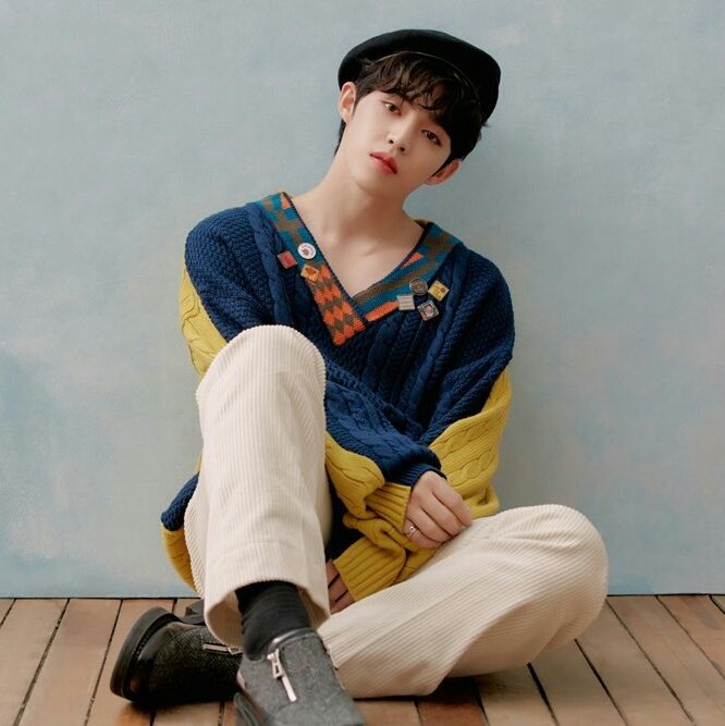 chi_ten10's tweet photo. s.coups pretty
seungcheol beautiful
s.coups rap king
seungcheol best leader
s.coups talented
seungcheol cute
s.coups kind
seungcheol best boy https://t.co/fuqwOqGJG4