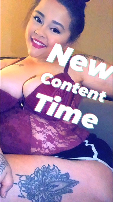 Getting ready to upload some new content :) check out my Pornhub #dildos #squirting #pussy https://t<a href="/tag/pussy"class="tags"><span>#pussy</span></a><a href="/tag/squirting"class="tags"><span>#squirting</span></a><a href="/tag/dildos"class="tags"><span>#dildos</span></a>