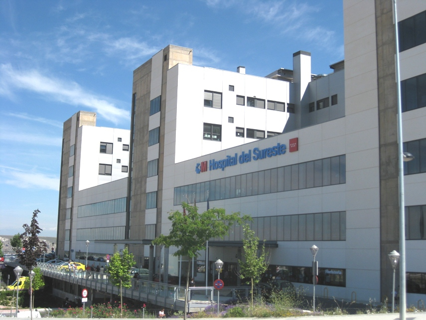 ActualArganda's tweet photo. El Sindicato de Enfermería denuncia saturación en Urgencias del Hospital del Sureste @SATSE_Madrid @Arganda_Ayto @salud_arganda #HospitalSureste https://t.co/kv8Q87kaQG https://t.co/fEckczgRGi