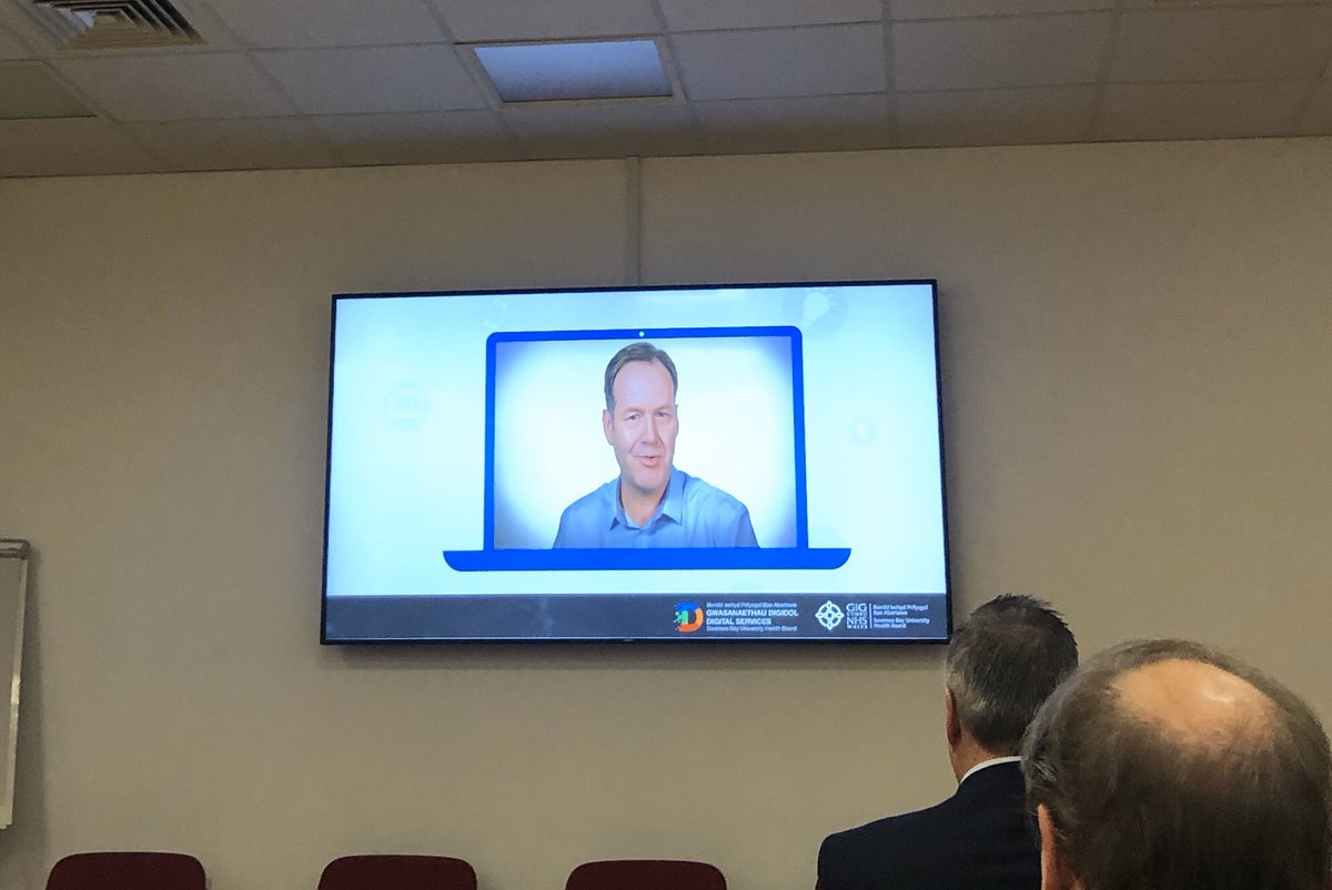 Dr Aidan Byrne, <a href="/Sianirichards5/">Sian Richards</a> and @MattSBUHB open the <a href="/SwanseabayNHS/">Swansea Bay NHS</a> Clinical Services Digital event 🏥💻👩🏽‍⚕️#SBDigitalCSP