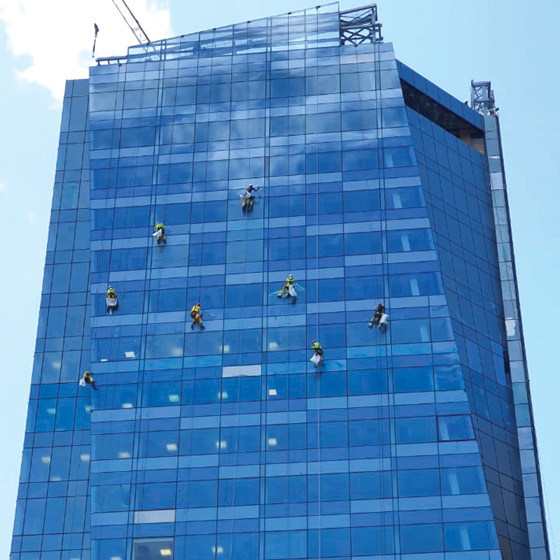 skysiteza's tweet photo. Skysite Rope Access on the new 35 Lower Long development performing a handover clean.
#Skysite #ropeaccess #ropeaccesstechnician #workatheight #ropeclimb #ropeaccessprofessional #cleaning #ProudlySouthAfrican #VisualInspections #CapeTown LongStreet #35LowerLong #development https://t.co/YPpGEfLzYx