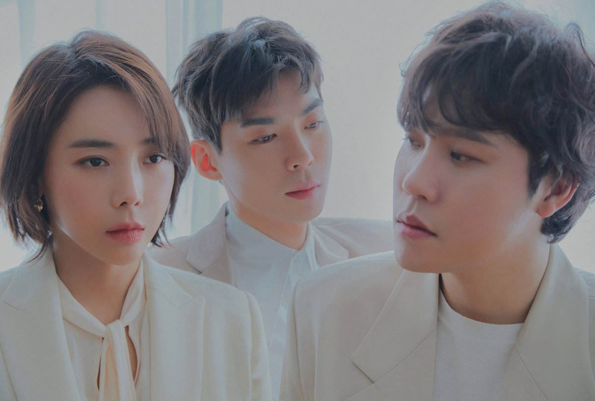 LeeHyun_bighit's tweet photo. 우리, 다시, 함께 
이현, 주희, 백찬 
8eight, Again, 2020

#에이트 #8eight #이현 #LeeHyun 
#2월7일 #오후6시 #ComingSoon https://t.co/NeaBUuaOFp