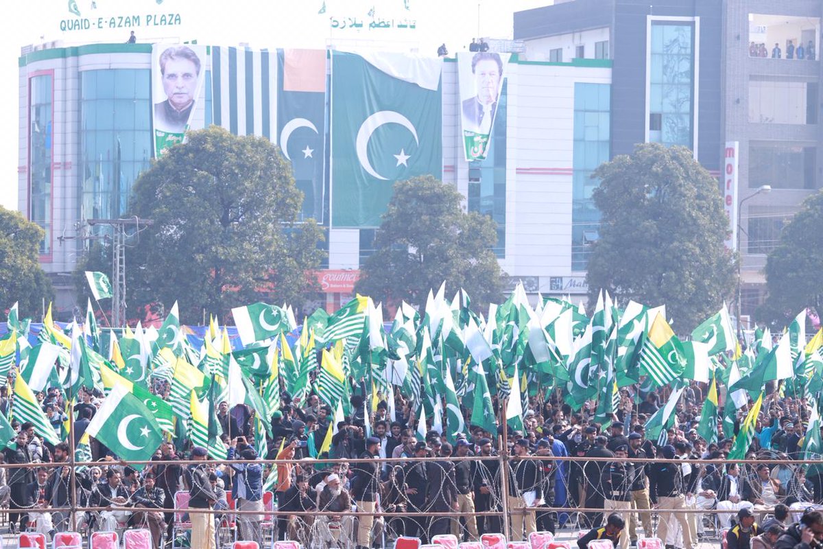 Prime Minister @ImranKhanPTI will be addressing the massive crowd of Kashmir Solidarity Rally. To hear out the PM, people from all walks of life have gathered in huge numbers in Mirpur, AJK, today.

#PMImranKhan 
#KashmirSolidarityJalsa