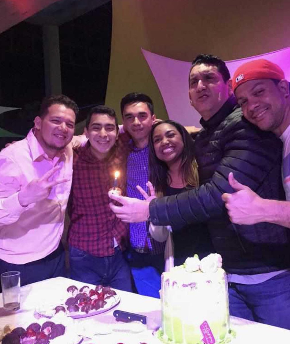 Gracias por los buenos deseos!!! Un año de lucha , vivir viviendo !!!