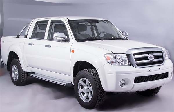 7. Innoson Carrier 4×4: ₦6.49 millionFeatures:5 seats2.7L Mitsubishi engineThe manual transmissionA 70L gas tankA top speed of 140 km/hDual airbagsPower windowCentral lockACMP3Optional: Revolving Light/Security Gadgets