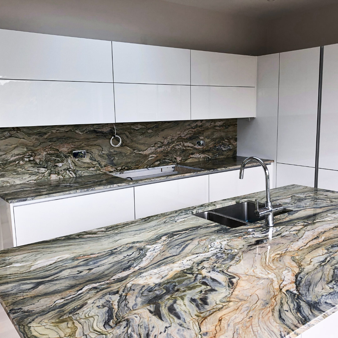 Beautiful F U S I O N E X T R A will steal the show. 

Fitted by one of our skilled clients in this simple contemporary white kitchen. 

#art #granite #homedecor #interiordesign #marble