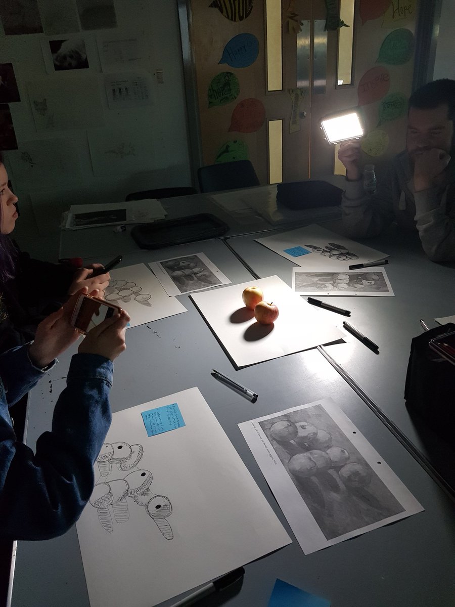 Fenwick69Sharon's tweet photo. Great session this morning with L2 Art...experimenting with light sources  @gatesheadcoll @SUnderhill_GC @GamesArtMediaGC https://t.co/y3Sp1gtfxN