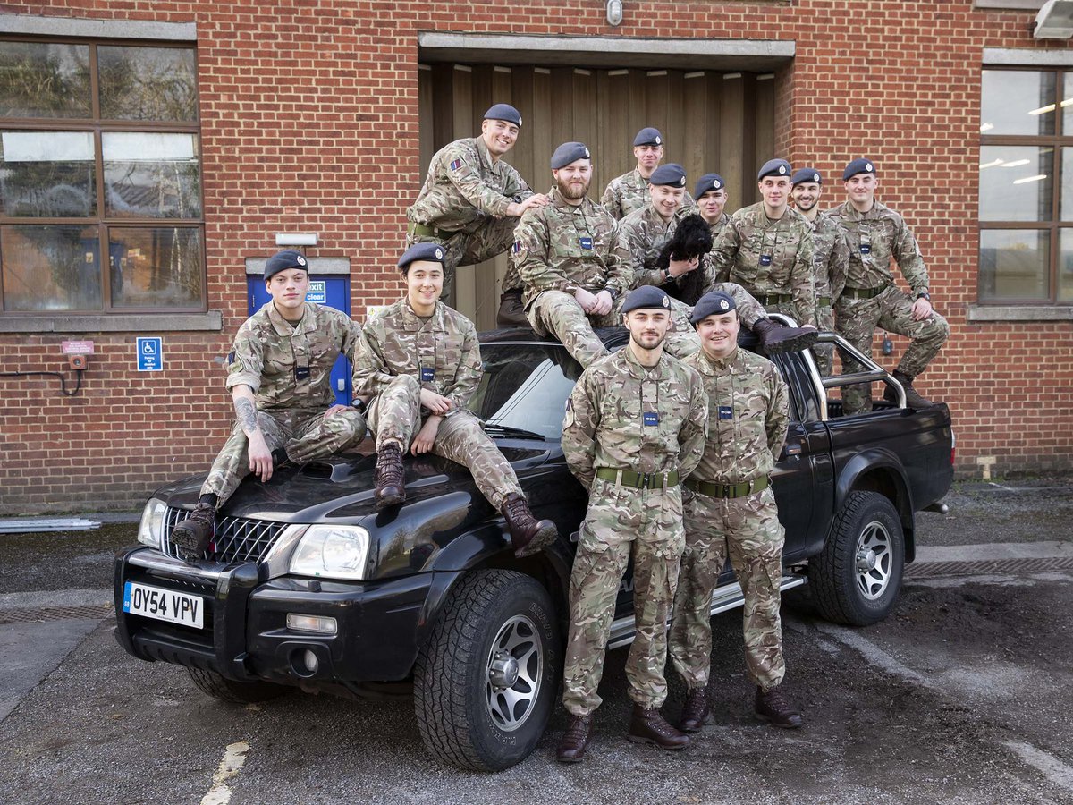MODStAthan's tweet photo. Congratulations to the graduates 🎓 of General Technician Mechanical class 74 ⚒️🧰
From us all @MODStAthan we wish you the best of luck in your exciting new careers in the @RoyalAirForce ✈️
#MODStAthan
#NoOrdinaryJob
#RAFCareers https://t.co/iIJRXNtvzq