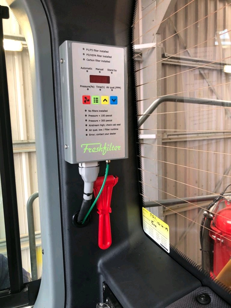 odourdust's tweet image. Some Cab Air Filters fitted and ready to go. 

These filters help to protect people inside an enclosed space, such as on haul trucks or mobile machinery, from harmful dust particles on the outside. 

#airquality #freshfilter #dust #workright