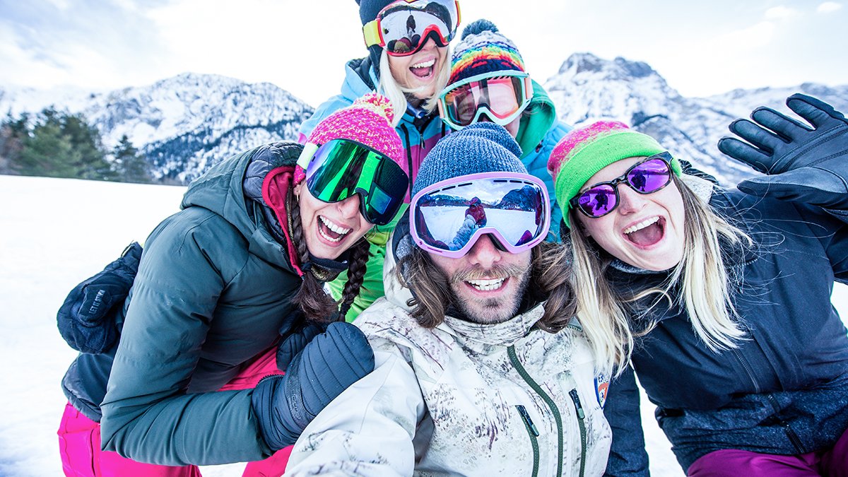 JetClassMENA's tweet image. السفر على متن طائرة خاصة ليست رفاهية فحسب، بل هي أيضا وسيلة فعالة لتوفير الوقت والمال .
 إتصل بنا لمزيد من المعلومات
 charters@jetclass.com  أو  sales.ch@jetclass.com
#Skiing #LuxuryTravel #PrivateJetCharter #WinterPackage