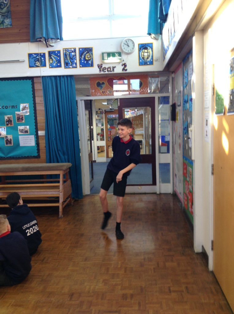 StTeresasLL's tweet image. Gerald the giraffe and friends dancing in assembly. Reading assembly using Giraffes can't dance. #readingassembly #2020yearofreading