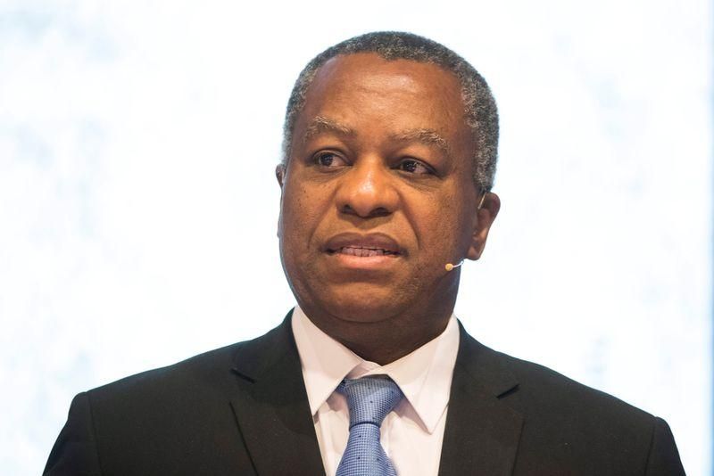 ReutersAfrica's tweet photo. Nigeria has begun working on the security and information sharing requirements for the lifting of a U.S. travel ban on prospective immigrants from the African nation, Nigerian Foreign Minister Geoffrey Onyeama said on Tuesday. https://t.co/uJVSWMmwZI https://t.co/Guf8MGSVgP