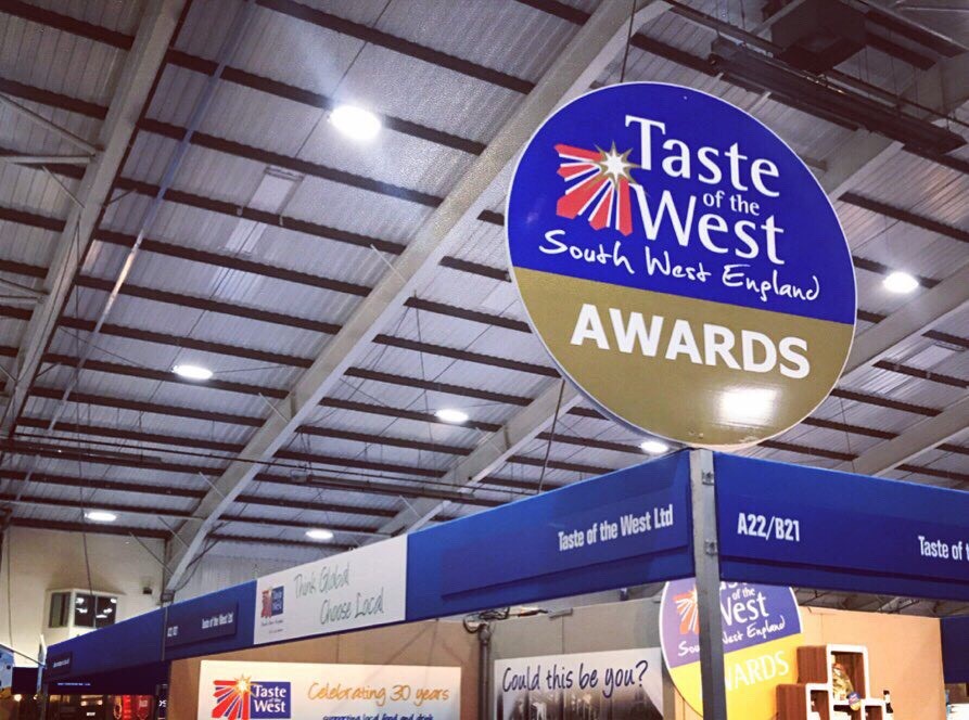 Busy day at the @Tasteofthewest show yesterday at westpoint arena, Exeter. Whole host of great stands and artisan producers ☕️🍷🍦🍞🥬🍺