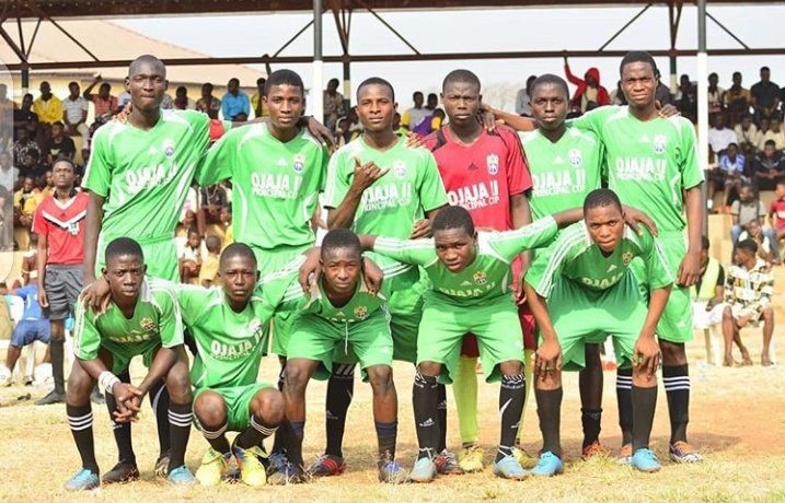 Ebire_Abiodun's tweet photo. #Groupphotograph 📷 #softtouch #OjajaIIPrincipalCup2020 https://t.co/Ee8oBPBEnK