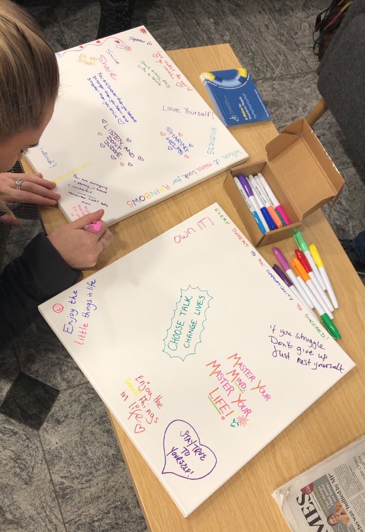 Today we’ve come into reception & written positive messages and sayings for #TimeToTalkDay 
I wrote “Master Your Mind, Master Your Life”
We also have a visit from our charity partners today @no5youngpeople 💜
@CoveaInsplc #TimetoTalk #CompanythatCares #MentalHealthMatters