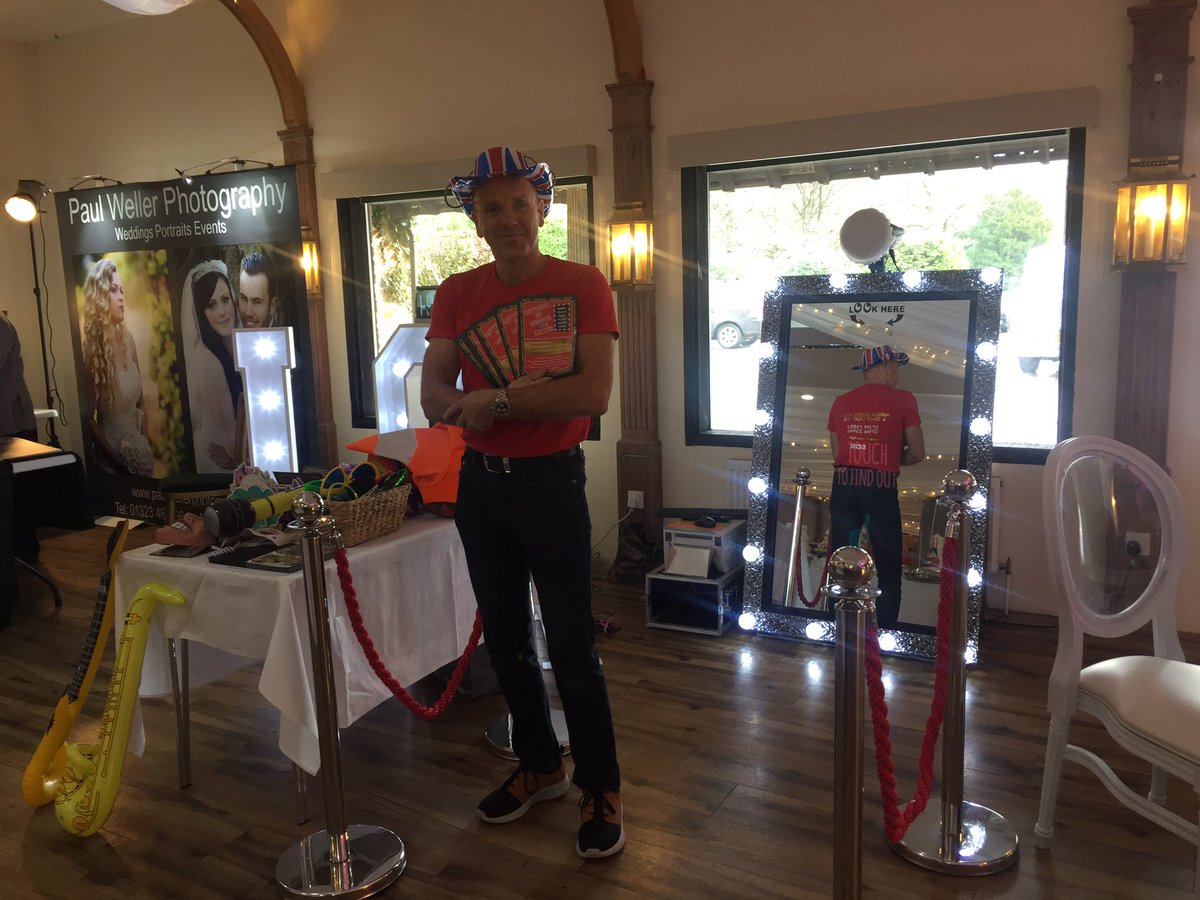 Letters In lights tweet media