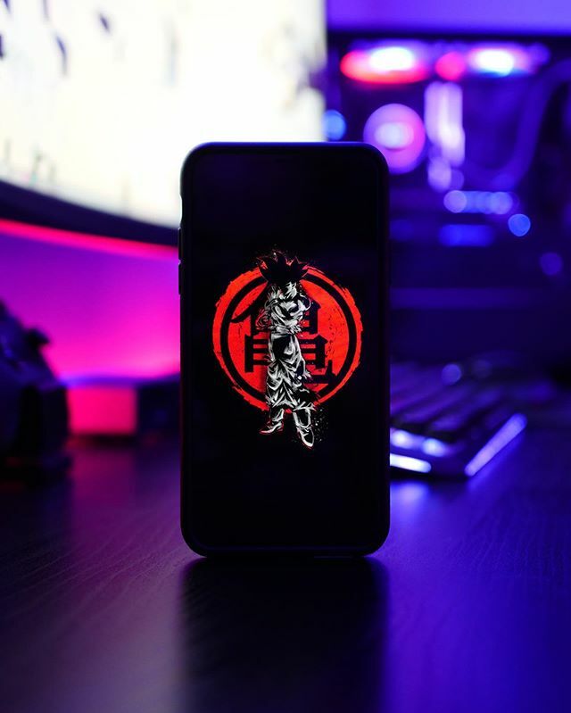 mb4k_tech's tweet image. Chi è questo? ☄️ Wallpaper: link in bio 📲
+
+
+
#appleiphone11pro #lights #venice #venezia #chioggia #italia #italy #goku #dragonball #wallpaper #logo #italiantechfriends #lumix #gh5 #tech ift.tt/2SrQBlY