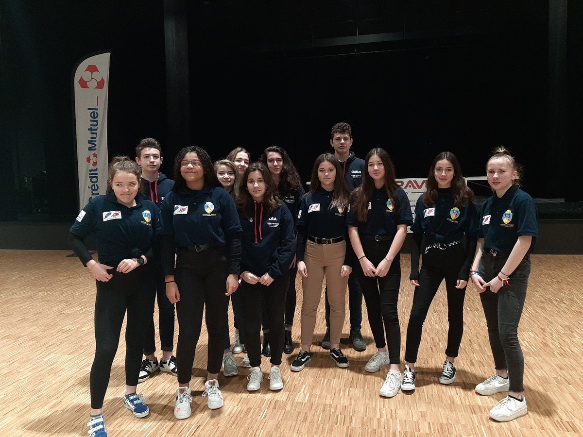 l_oriette's tweet photo. Roborave Collège l'Oriette Cossé le Vivien les 6èmes et les CM2 des classes de secteurs en équipe, c'est parti..
#Roborave #Robotics #salleduFCC #Collègeloriette #Cossélevivien @RoboRAVE53 @CadetsSecCivCos @l_oriette https://t.co/KMGWuCYqvM